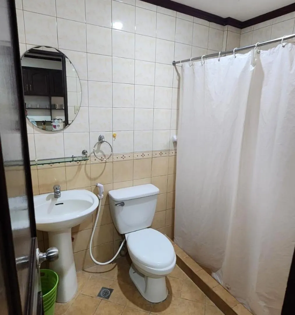 Ev2 Townhouse Hotel Angeles Philippinen