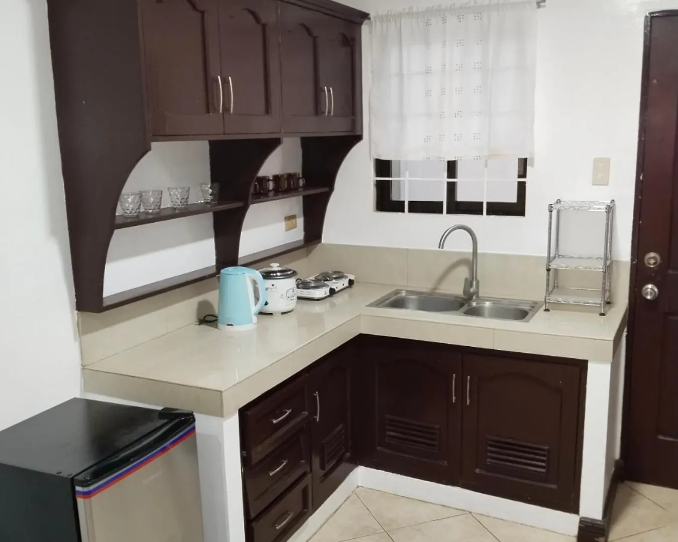 Ev2 Townhouse Hotel Angeles