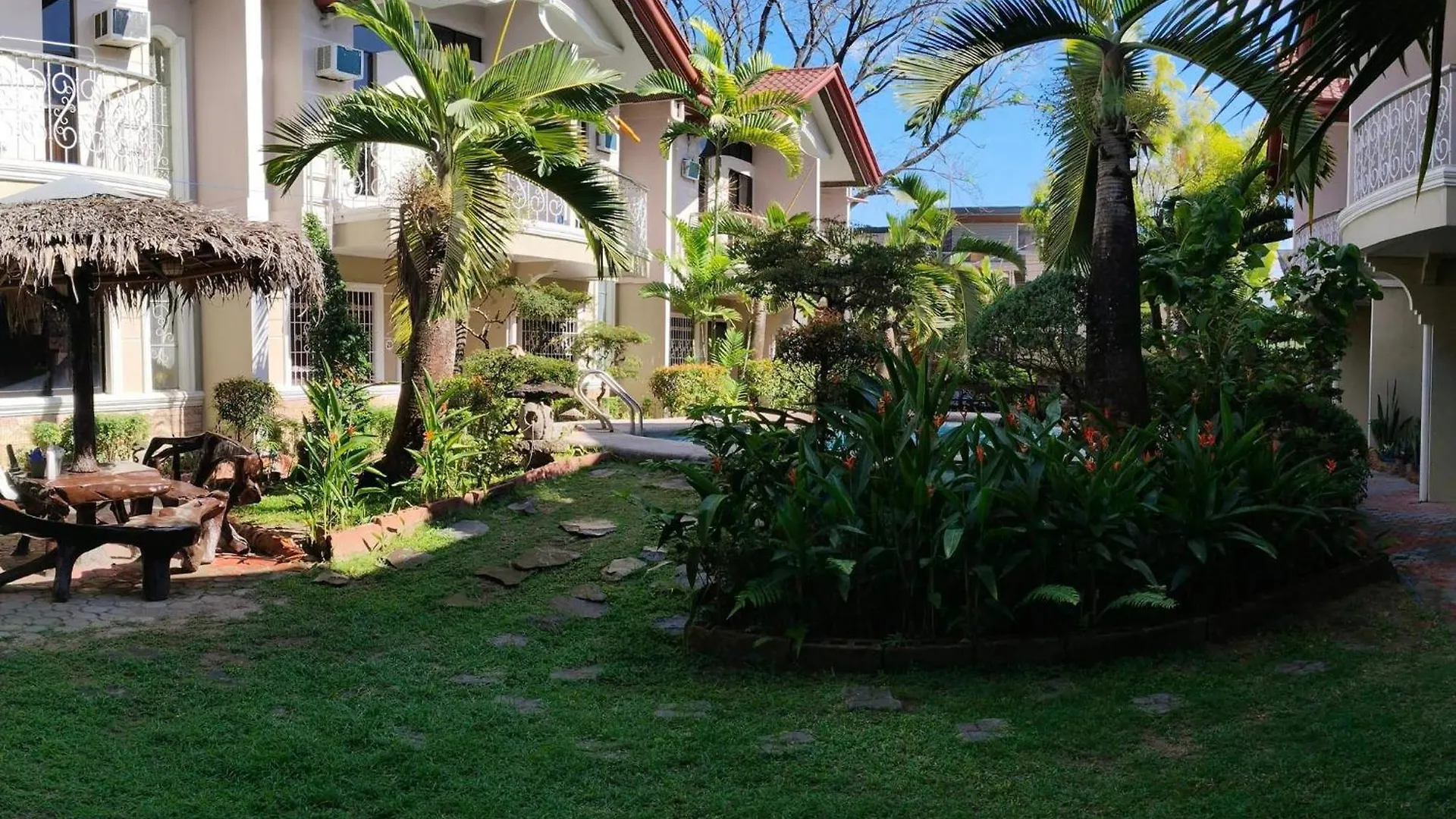 Apartment Ev2 Townhouse Hotel Angeles