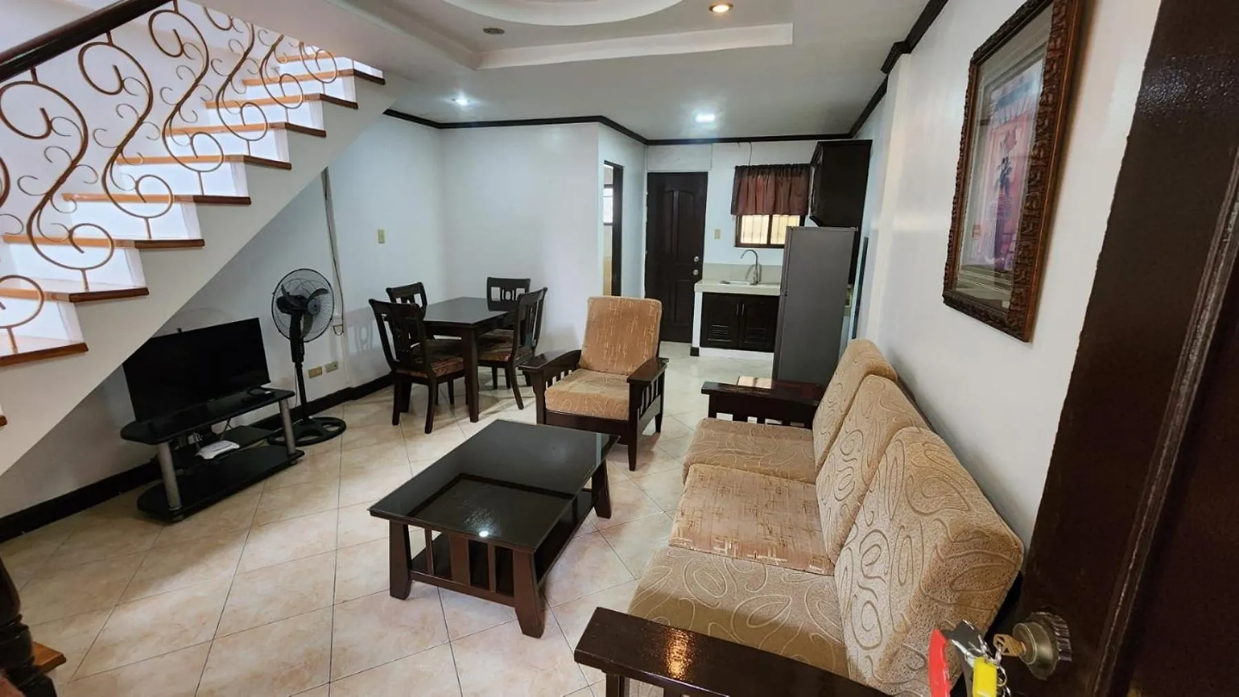 Ev2 Townhouse Hotel Angeles Filippinerna