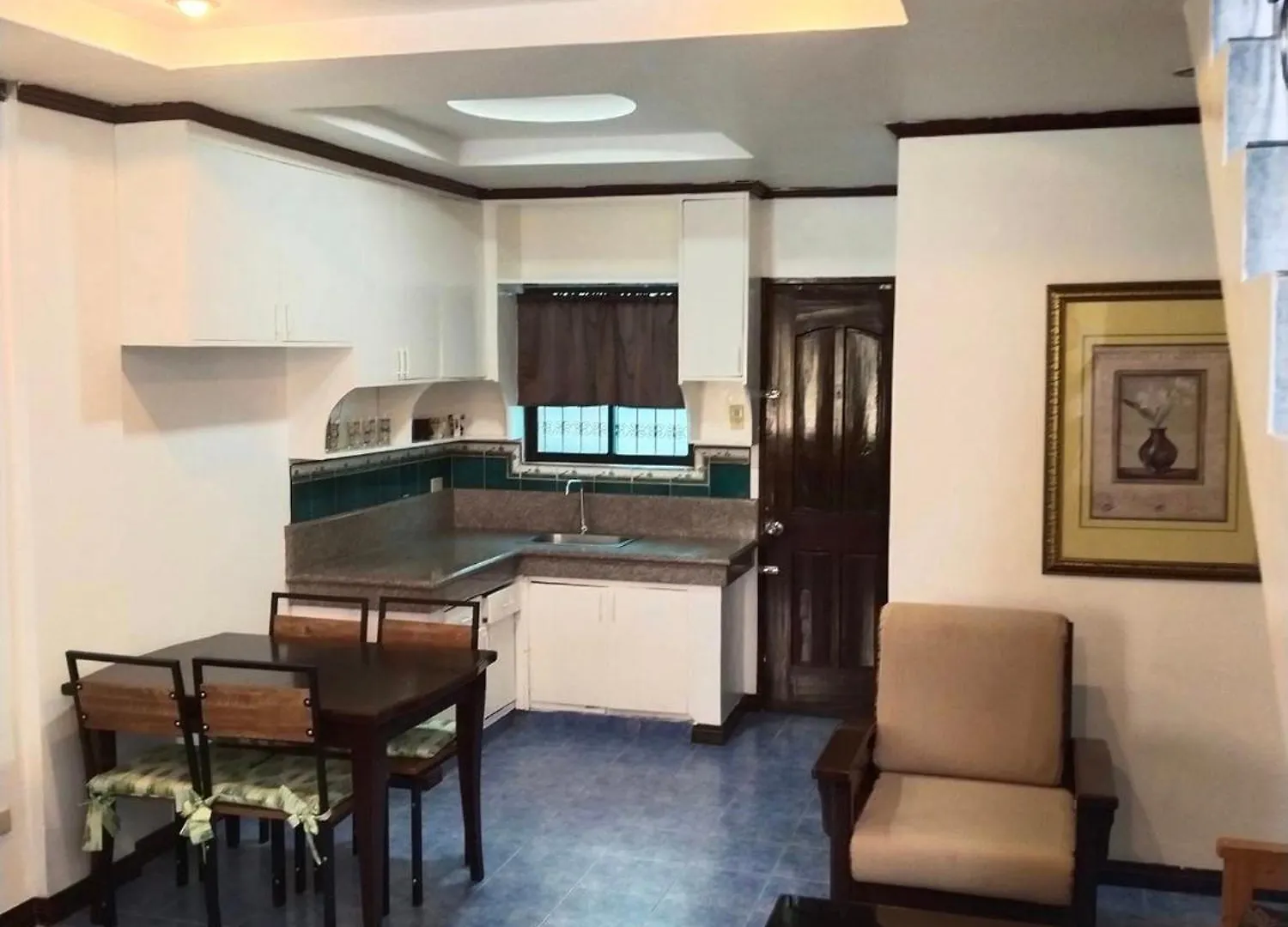 Ev2 Townhouse Hotel Angeles 0*,  Filippinerna
