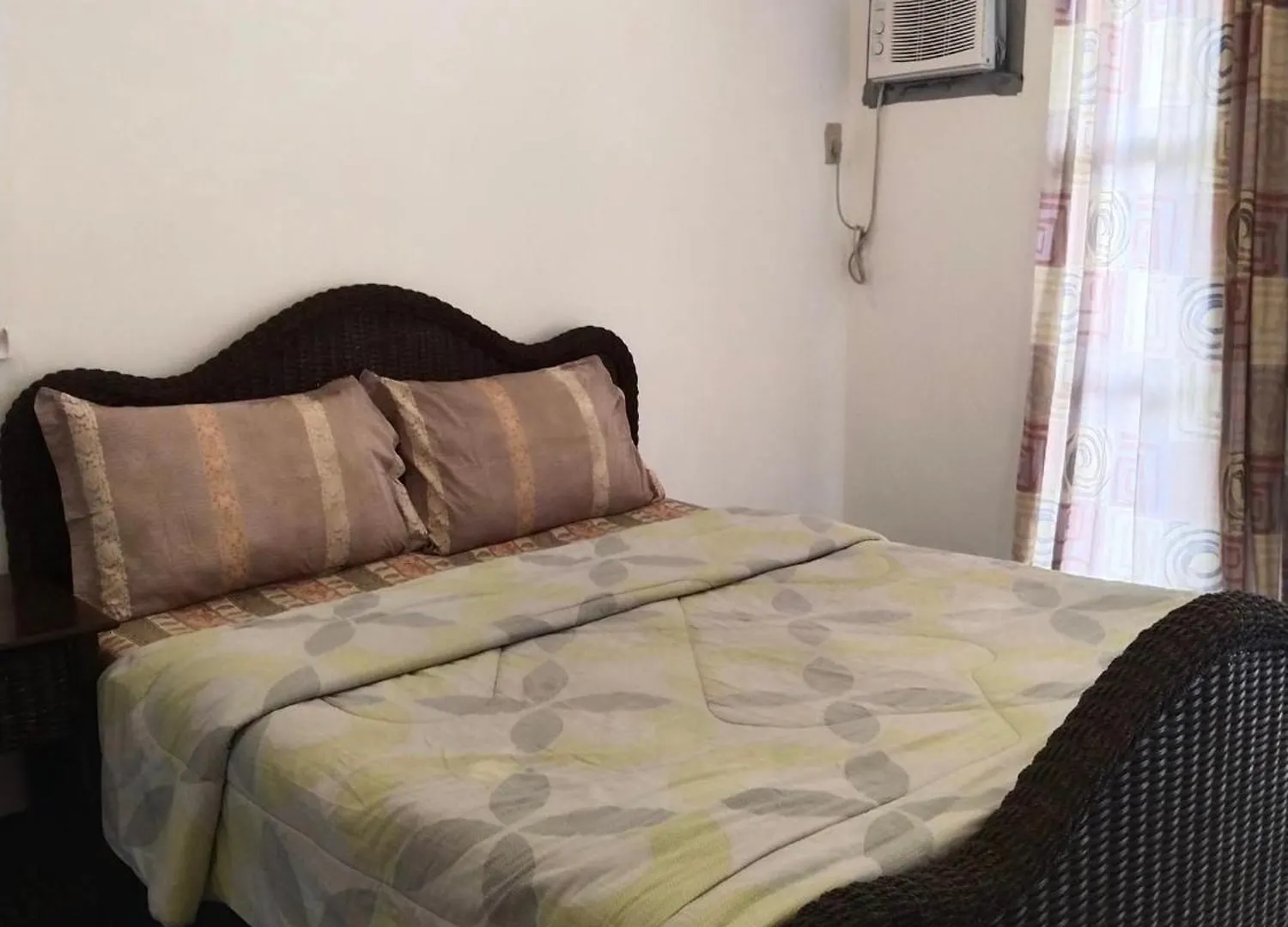 Ev2 Townhouse Hotel Angeles Filippinerna